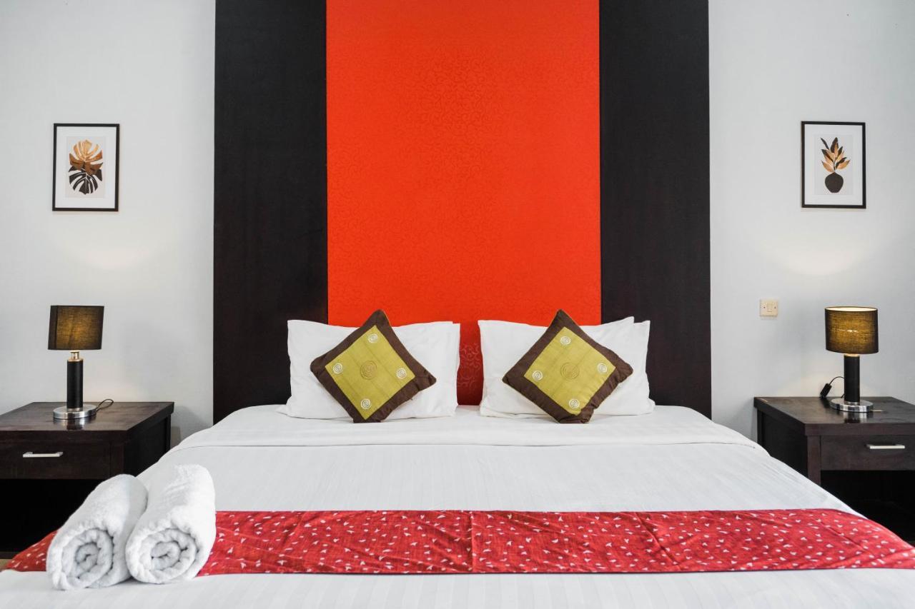Bali Radiance Villas Seminyak Bagian luar foto
