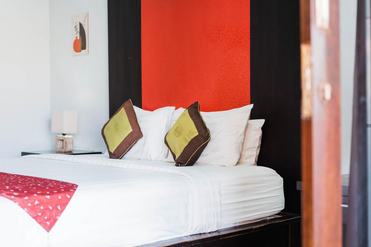 Bali Radiance Villas Seminyak Bagian luar foto