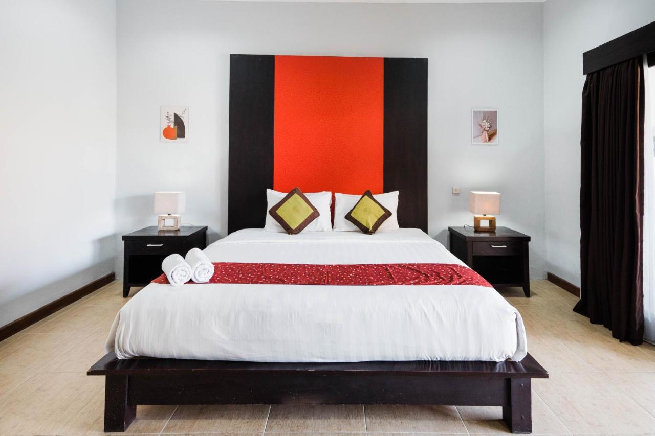 Bali Radiance Villas Seminyak Bagian luar foto