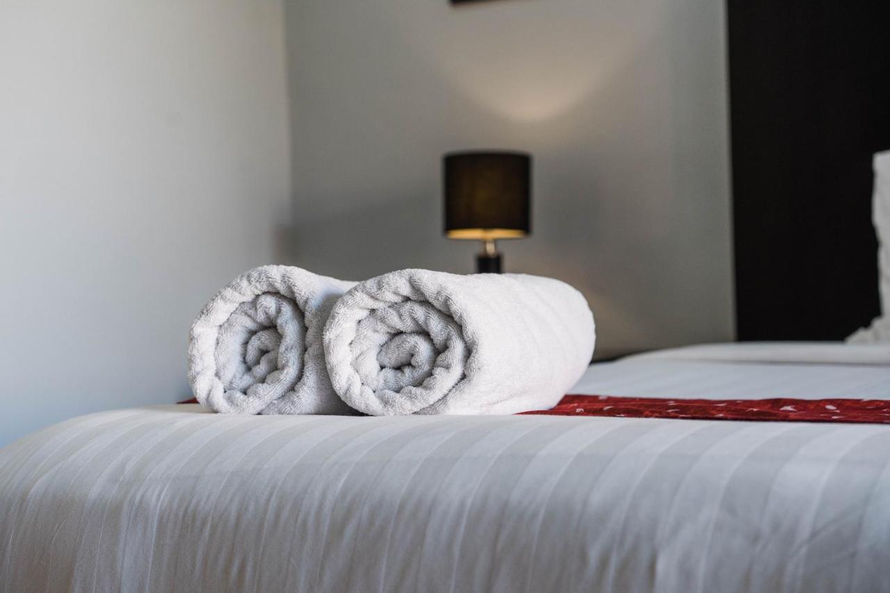 Bali Radiance Villas Seminyak Bagian luar foto